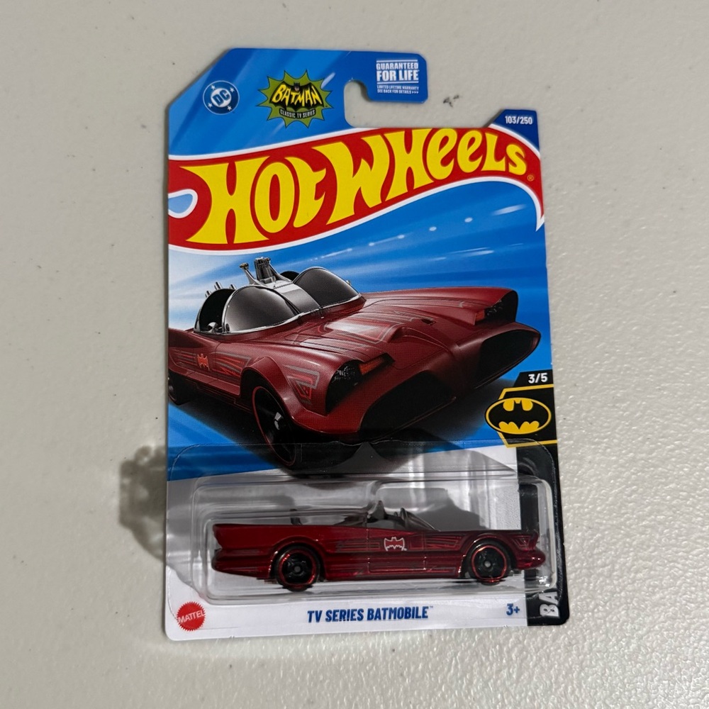 Hot Wheels - 2025 Batman 3/5 TV Series Batmobile 103/250